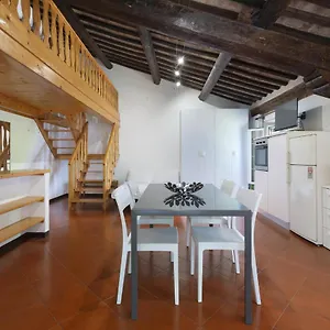 https://appartamenti-frescobaldi-ferrara.emilia-romagnahotels.net